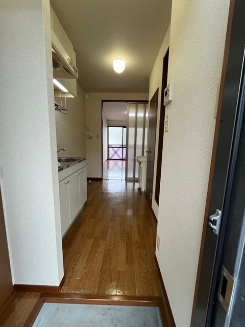 リッシュ城ケ丘A棟の玄関
