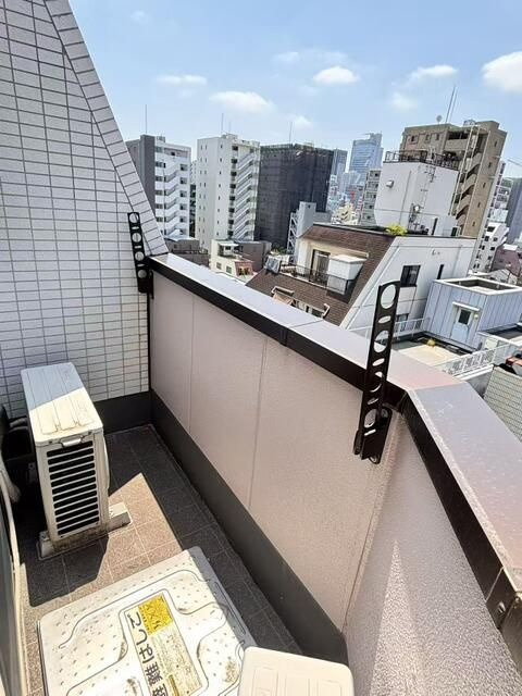 Dreamia上野御徒町のバルコニー