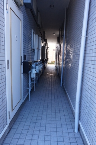 ダイニチ館F32のロビー