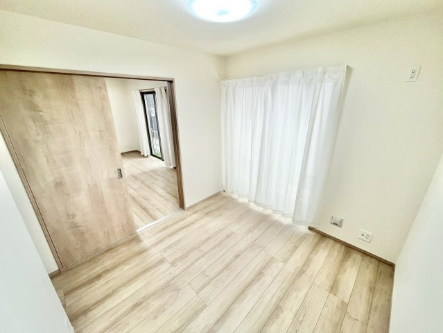 【仲介手数料無料】朝霞市本町1丁目の洋室|同仕様物件の洋室です！