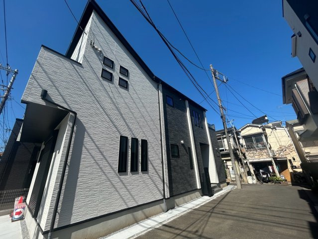 【仲介手数料無料】朝霞市本町1丁目の前面道路含む現地写真|前面道路含む現地写真です
