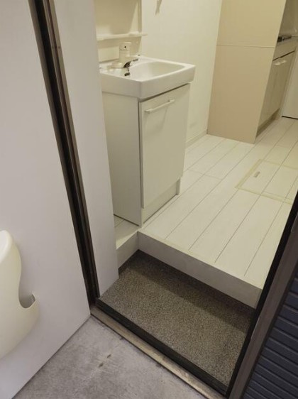 ソレイユ中野Ⅰの玄関