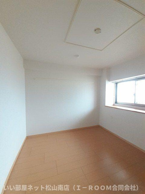 【内装】 | ラルジュ・クレール