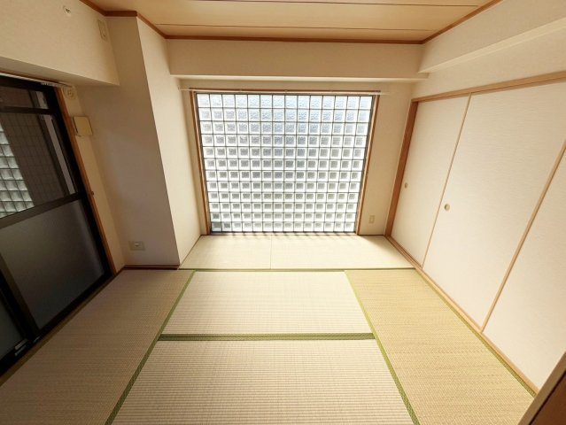 グレンエデン北谷の和室