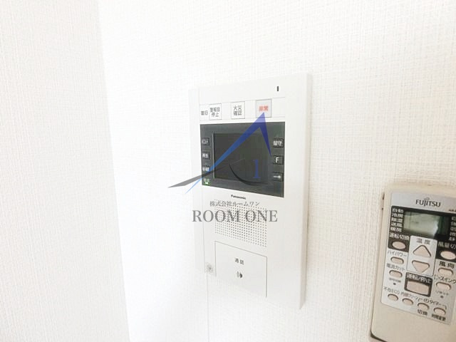 ＴＬＲレジデンス大鳥居のセキュリティ|モニター付きインターホンです。
