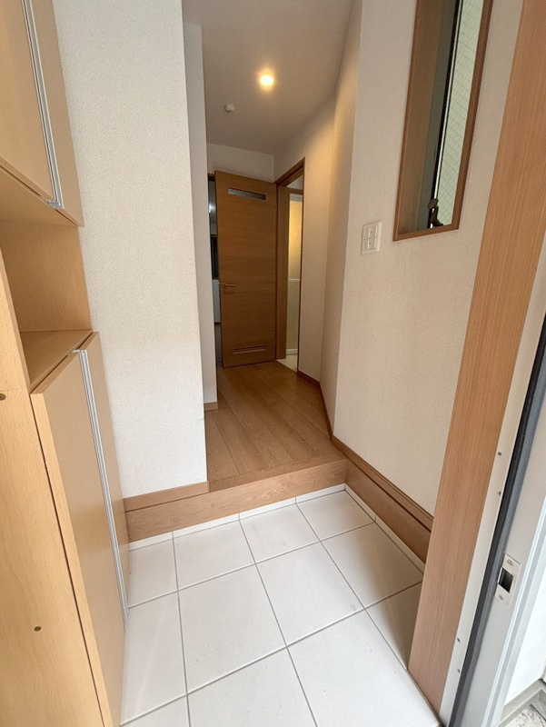 川口市飯塚3丁目戸建ての玄関|玄関