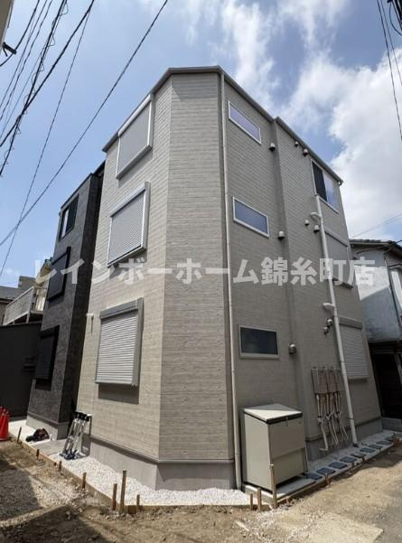 リュクスカーサ東向島の外観