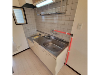 シティベール高良内 B棟のキッチン|同物件の別号室の写真です。
現況を優先とします。