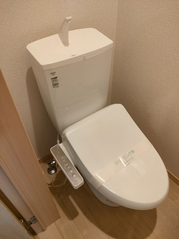 メールダジュールのトイレ