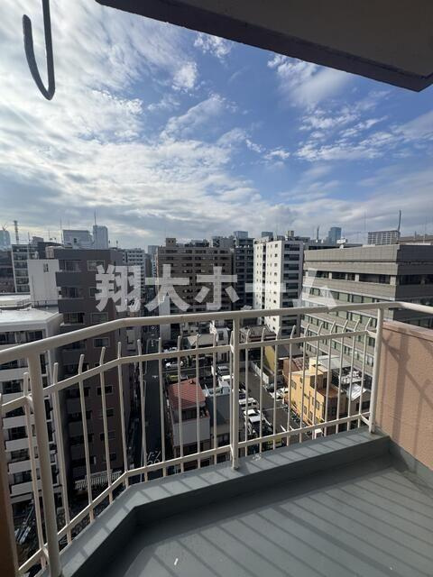 築地永谷コーポラスのバルコニー