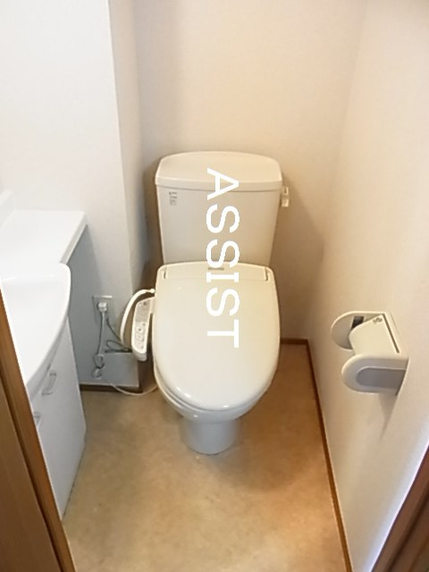 アイコートのトイレ|写真：設備同仕様の別号室です