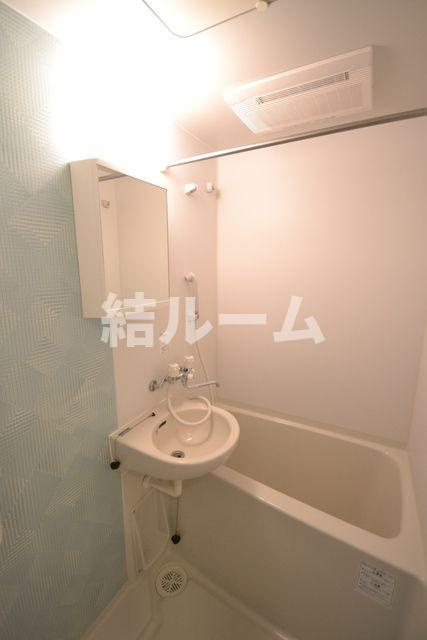 豊島区池袋４丁目の賃貸マンションの浴室