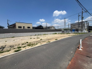 【前面道路含む現地写真】 | 金岡町　売土地　全４区画 | 人生での大きなお買い物です♪ぜひ自由設計をお選びください！！