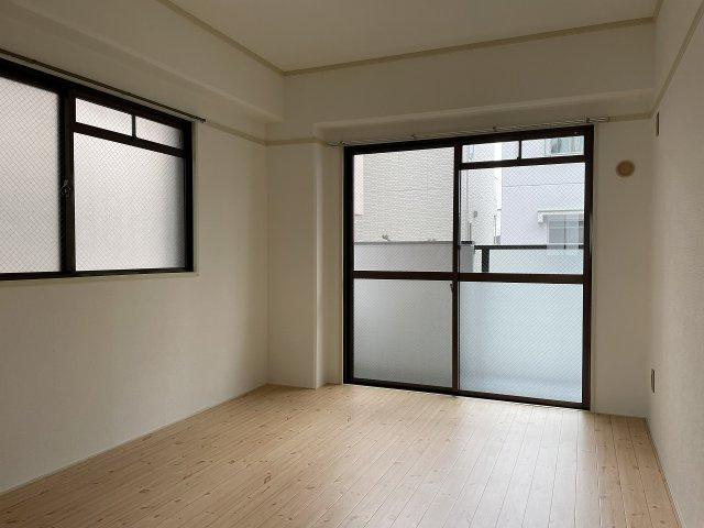 クリア緑地の子供部屋