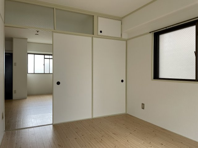クリア緑地の子供部屋