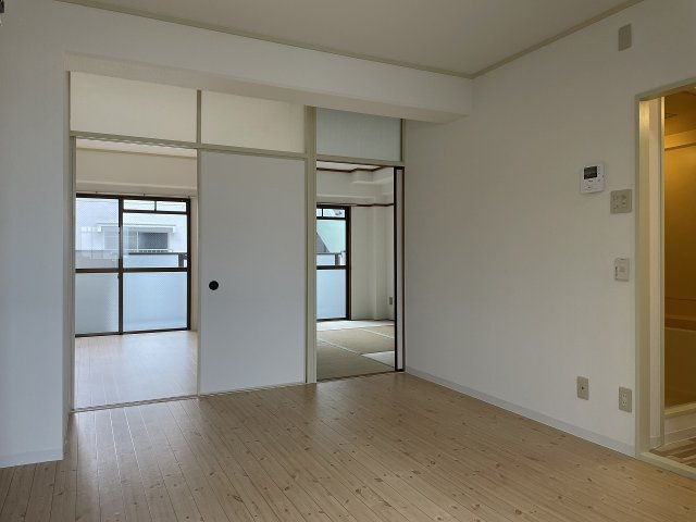 クリア緑地の居間・リビング