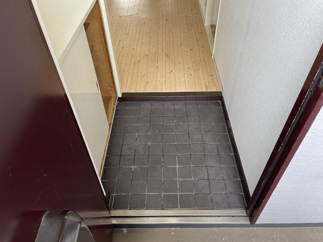 クリア緑地の玄関
