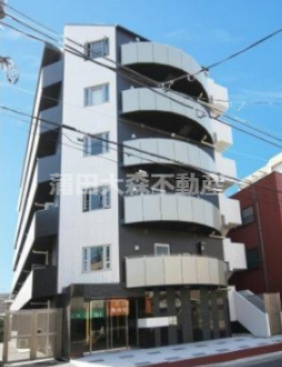AXAS(アクサス千鳥町の外観|2013年8月築　RC鉄筋コンクリート造地上6階建て1K～1LDK総戸数42戸の
分譲賃貸マンション　東京都大田区千鳥1丁目　東急池上線千鳥町駅最寄り池上駅と
東急多摩川線武蔵新田駅も徒歩圏内