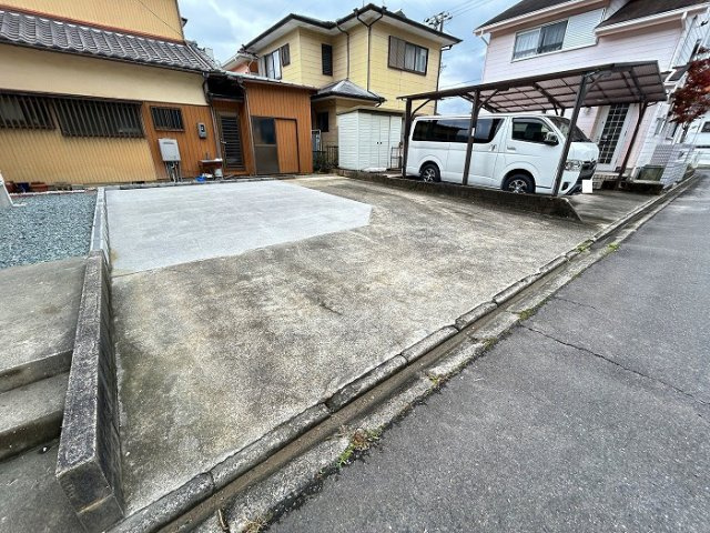 【駐車場】の画像