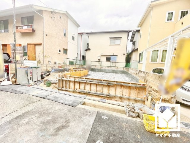 ハートフルタウン尼崎食満6丁目の外観|収納力豊富なウォークインクローゼット付き。お洋服はもちろん、スーツケースなどの大物もしっかり収納できます。