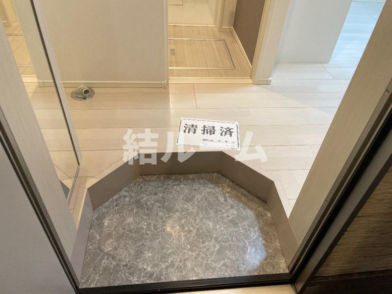 板橋区大山西町のアパートの玄関