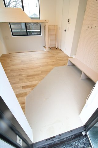 【玄関】