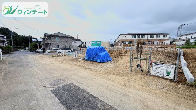 土浦市桜ケ丘町第5　新築戸建　1号棟の前面道路含む現地写真|現地写真です。敷地面積190.05㎡（57.48坪）とゆとりの広さ。日当たりや風通しはぜひ現地でご確認ください。