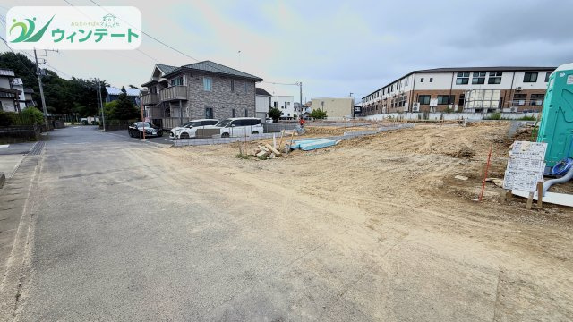 土浦市桜ケ丘町第5　新築戸建　2号棟の前面道路含む現地写真|前面道路は交通量が少なく子供の通学にも安心の道路です♪ぜひ現地でご体感ください！