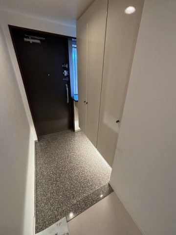 【玄関】