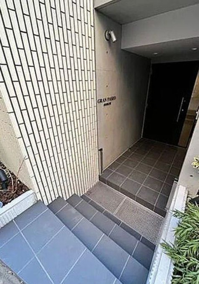 【エントランス】GRAN PASEO市谷仲之町