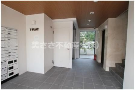 【ロビー】 | Tフラッツ(ティーフラッツ)