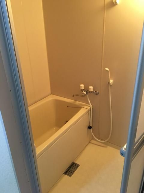 川口市戸塚２丁目の賃貸マンションの浴室