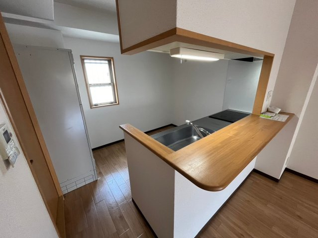 寝屋川市田井西町の賃貸マンションの内装|同タイプの参考写真