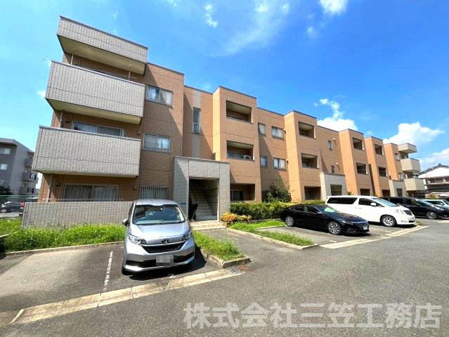 寝屋川市田井西町の賃貸マンション
