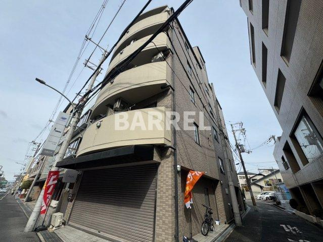 ステイツ豊中本町ビルの外観