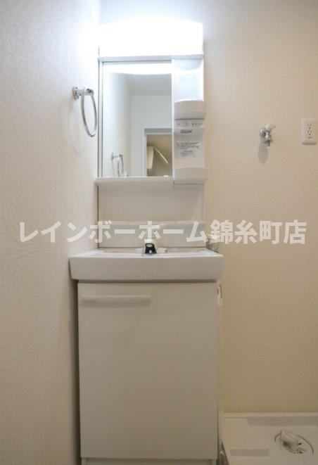 リュクスカーサ東向島の独立洗面台