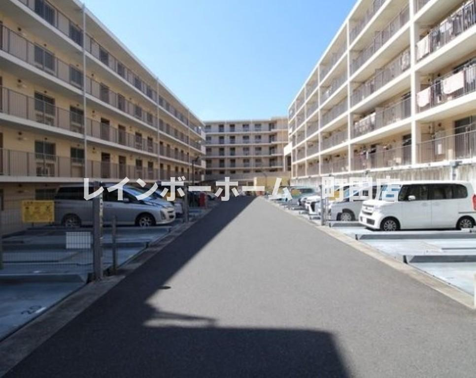 S-FORT横浜青葉台※初期費用分割後払いサービス利用可能物件の駐車場