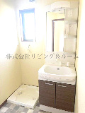 【洗面所】 | リバーサイド西小川