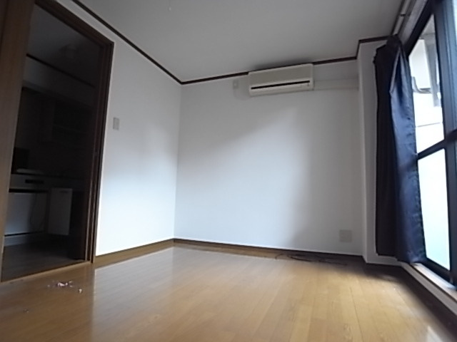神戸市中央区筒井町３丁目の賃貸マンションの居間・リビング