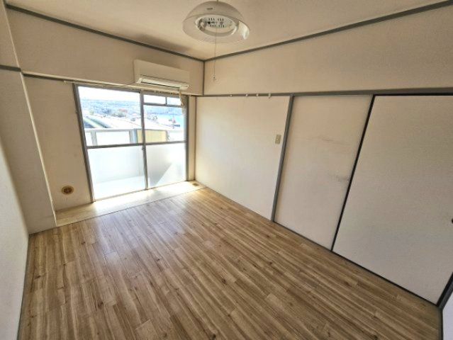 神戸市東灘区深江南町４丁目の賃貸マンションの居間・リビング