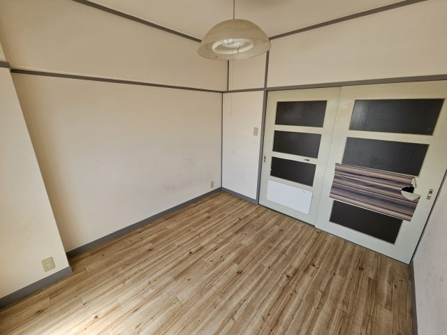 神戸市東灘区深江南町４丁目の賃貸マンションの居間・リビング