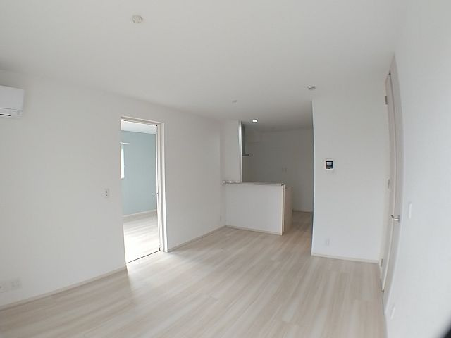 芦屋市宮塚町のアパートの居間・リビング