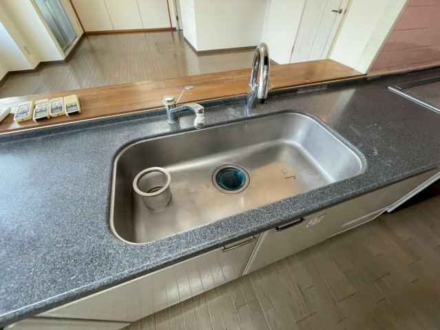 神戸市灘区浜田町３丁目の賃貸マンションのキッチン