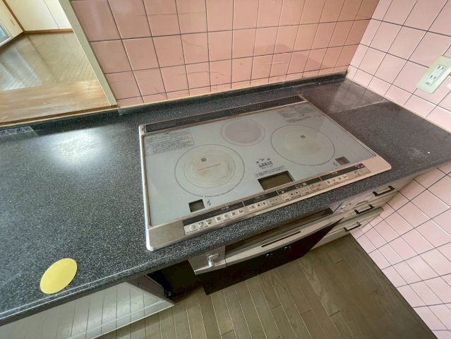 神戸市灘区浜田町３丁目の賃貸マンションのキッチン