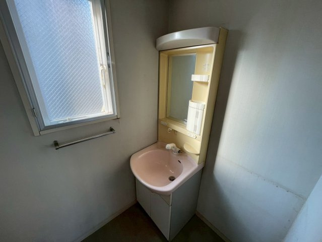 神戸市灘区浜田町３丁目の賃貸マンションの洗面所