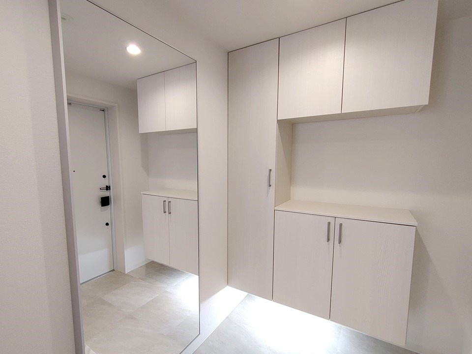 芦屋市打出小槌町の賃貸マンションの玄関