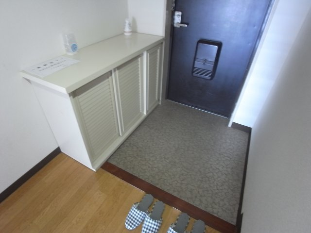 ハッピーコート芦屋の玄関