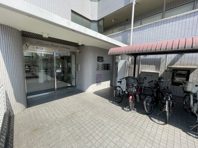 ハッピーコート芦屋のエントランス