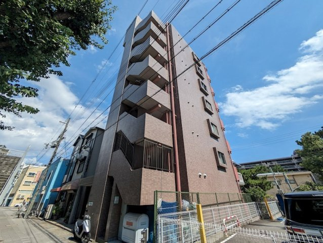 アルファコートの外観