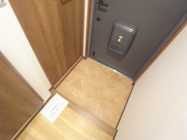 芦屋市東山町の賃貸マンションの玄関